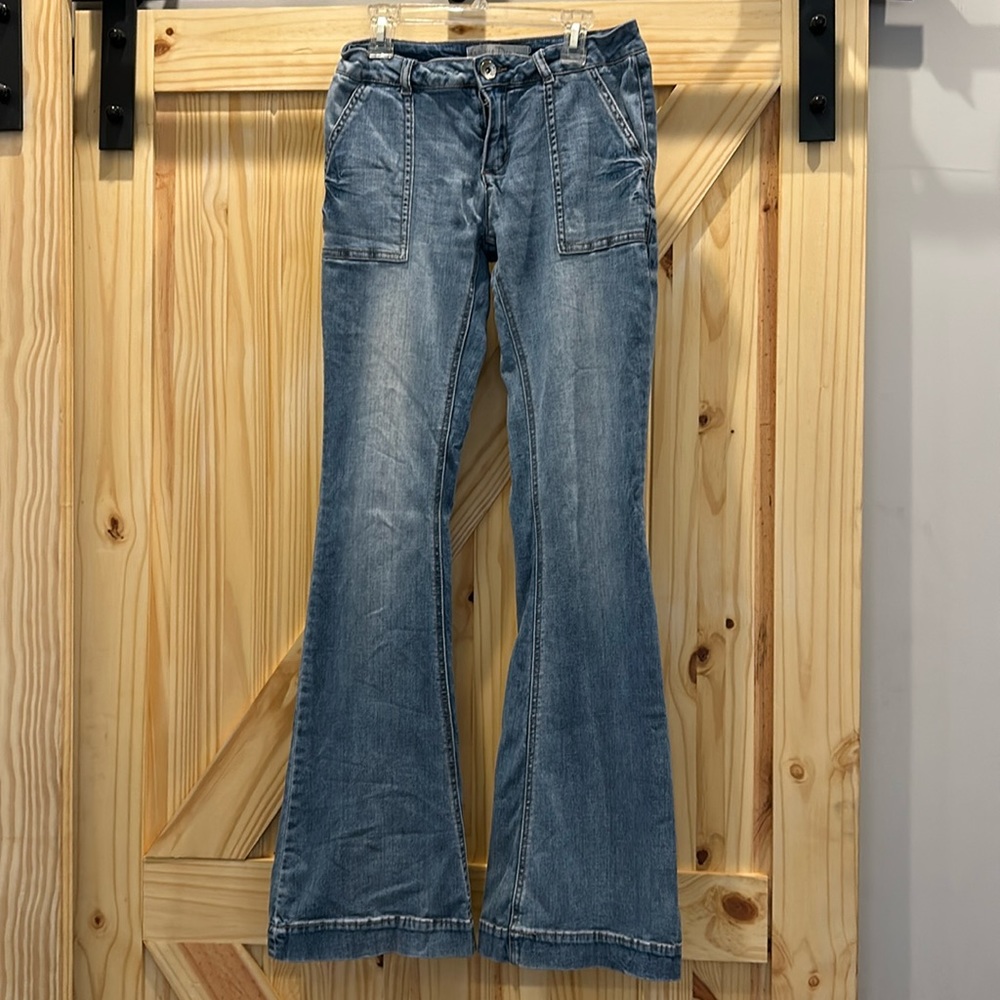 Women’s est. 1946 denim, flare, size 2